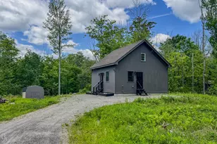 7 West St, Sandisfield, MA 01255 - Photo 22