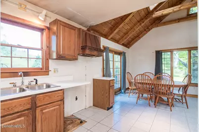 49 Parish Rd, Worthington, MA 01098 - Photo 10