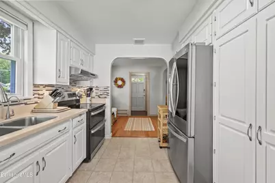97 Morningview Dr, Pittsfield, MA 01201 - Photo 24