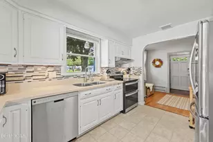 97 Morningview Dr, Pittsfield, MA 01201 - Photo 22
