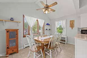 97 Morningview Dr, Pittsfield, MA 01201 - Photo 26