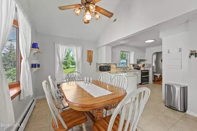 97 Morningview Dr, Pittsfield, MA 01201 - Photo 28