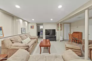 97 Morningview Dr, Pittsfield, MA 01201 - Photo 42