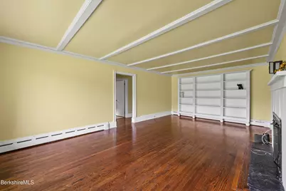 132 Main St, Williamstown, MA 01267 - Photo 8