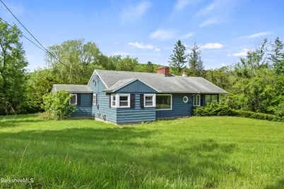 132 Main St, Williamstown, MA 01267 - Photo 2