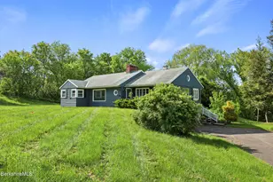 132 Main St, Williamstown, MA 01267 - Photo 30