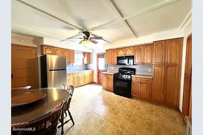 30 Anthony St, Adams, MA 01220 - Photo 14
