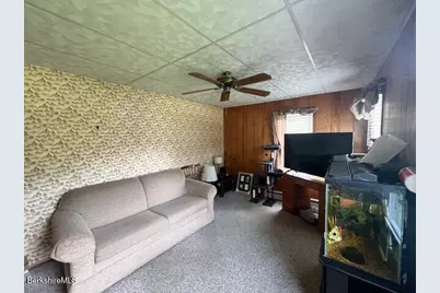 30 Anthony St, Adams, MA 01220 - Photo 16