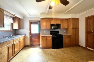30 Anthony St, Adams, MA 01220 - Photo 14