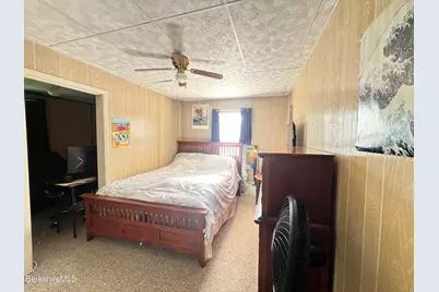30 Anthony St, Adams, MA 01220 - Photo 22