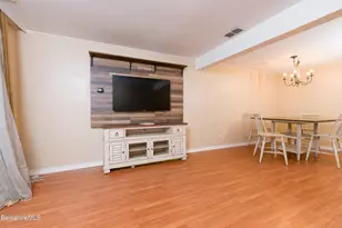555 Russell Rd, Westfield, MA 01085 - Photo 8