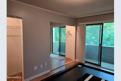 555 Russell Rd #J 65, Westfield, MA 01085 - Photo 10