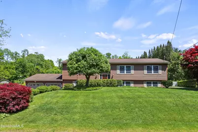 12 Wenzel Ter, Adams, MA 01220 - Photo 2
