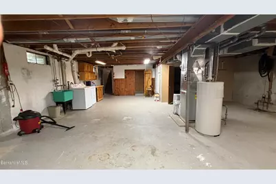 104 Tremont St, North Adams, MA 01247 - Photo 20