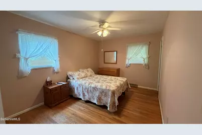 104 Tremont St, North Adams, MA 01247 - Photo 14