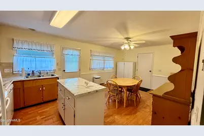 104 Tremont St, North Adams, MA 01247 - Photo 10