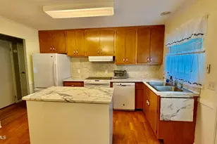 104 Tremont St, North Adams, MA 01247 - Photo 8