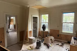 141 Dewey Ave, Pittsfield, MA 01201 - Photo 2