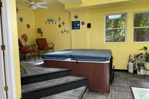 851 E New Lenox Rd, Pittsfield, MA 01201 - Photo 14