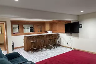 851 E New Lenox Rd, Pittsfield, MA 01201 - Photo 38