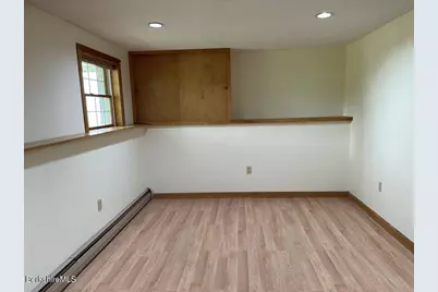 851 E New Lenox Rd, Pittsfield, MA 01201 - Photo 34