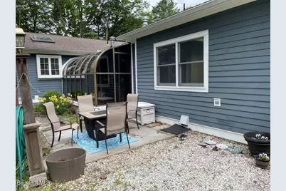 851 E New Lenox Rd, Pittsfield, MA 01201 - Photo 48