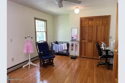851 E New Lenox Rd, Pittsfield, MA 01201 - Photo 26