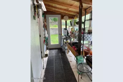 851 E New Lenox Rd, Pittsfield, MA 01201 - Photo 46