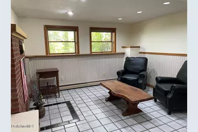 851 E New Lenox Rd, Pittsfield, MA 01201 - Photo 42