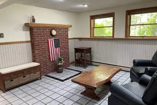 851 E New Lenox Rd, Pittsfield, MA 01201 - Photo 40