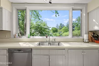 214 Gale Rd, Williamstown, MA 01267 - Photo 30