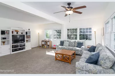 10 Park Dr, Lanesborough, MA 01237 - Photo 18