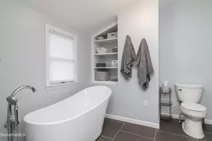 10 Park Dr, Lanesborough, MA 01237 - Photo 28