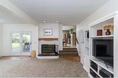 10 Park Dr, Lanesborough, MA 01237 - Photo 20