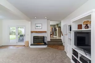 10 Park Dr, Lanesborough, MA 01237 - Photo 20