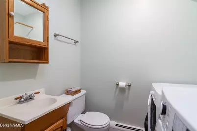 10 Park Dr, Lanesborough, MA 01237 - Photo 24