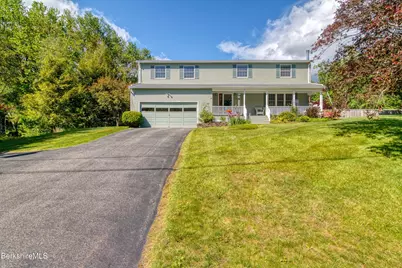 10 Park Dr, Lanesborough, MA 01237 - Photo 4
