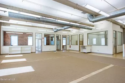 125 Pecks Rd, Pittsfield, MA 01201 - Photo 22