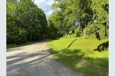 59 East Hoosac St, Adams, MA 01220 - Photo 6