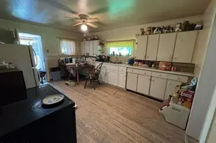 59 East Hoosac St, Adams, MA 01220 - Photo 16