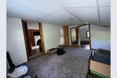 59 East Hoosac St, Adams, MA 01220 - Photo 12