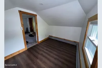 59 East Hoosac St, Adams, MA 01220 - Photo 14