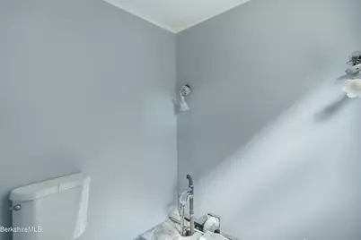 96-98 Brown St, Pittsfield, MA 01201 - Photo 58