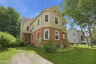 96-98 Brown St, Pittsfield, MA 01201 - Photo 4
