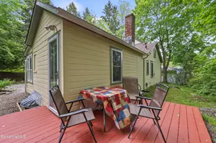 33 St Ann's Ave, Lenox, MA 01240 - Photo 4