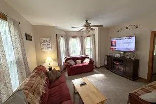 30 Richview Ave, North Adams, MA 01247 - Photo 8