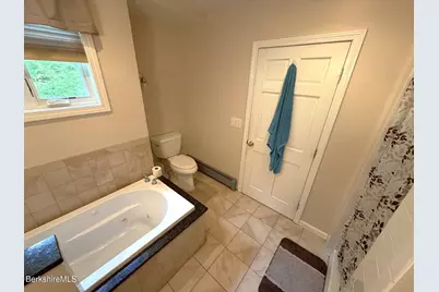 30 Richview Ave, North Adams, MA 01247 - Photo 14