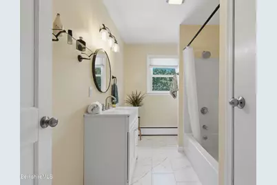 18 Greenings Ave, Pittsfield, MA 01201 - Photo 24