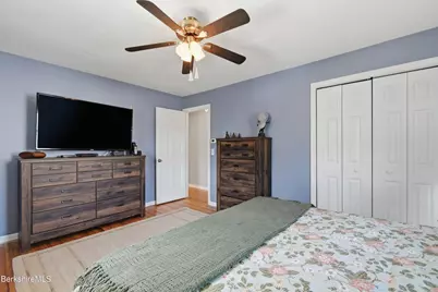 18 Greenings Ave, Pittsfield, MA 01201 - Photo 28