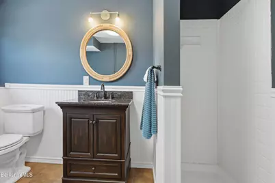 18 Greenings Ave, Pittsfield, MA 01201 - Photo 36